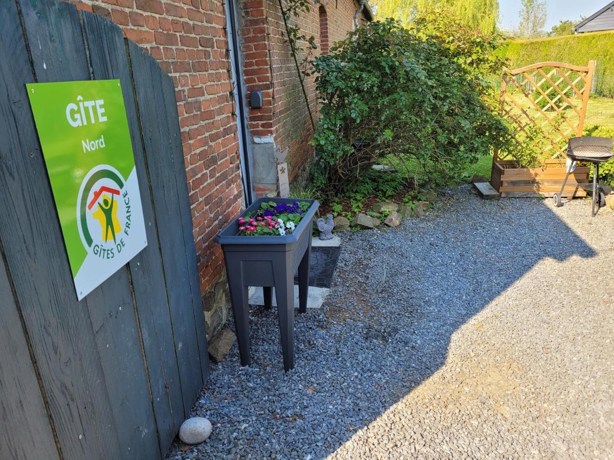 Studio Bienvenue Du Cote De Chez Nous Avec Jardin Privatif Wignehies 外观 照片