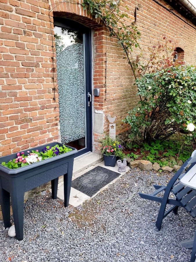 Studio Bienvenue Du Cote De Chez Nous Avec Jardin Privatif Wignehies 外观 照片