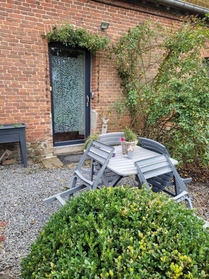 Studio Bienvenue Du Cote De Chez Nous Avec Jardin Privatif Wignehies 外观 照片