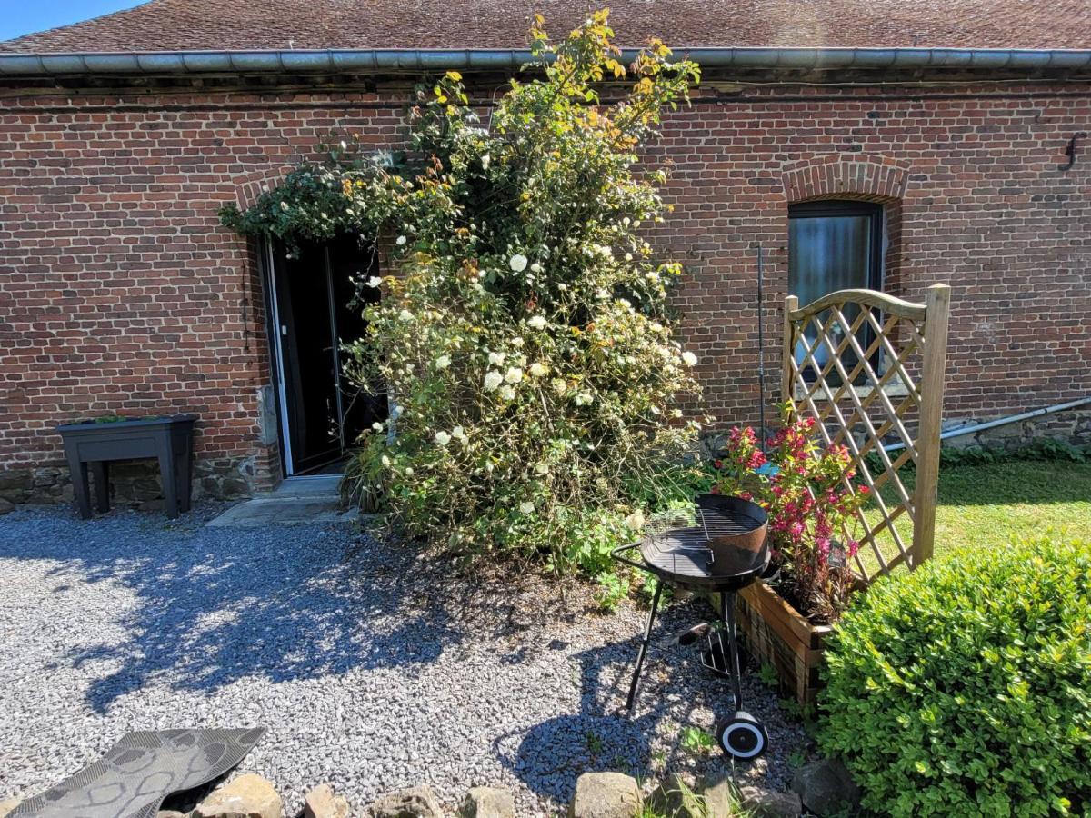 Studio Bienvenue Du Cote De Chez Nous Avec Jardin Privatif Wignehies 外观 照片